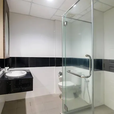 2R1B/Seaview Tropical /1~8Pax/Gurney Mansion One Apartment George Town Exterior photo