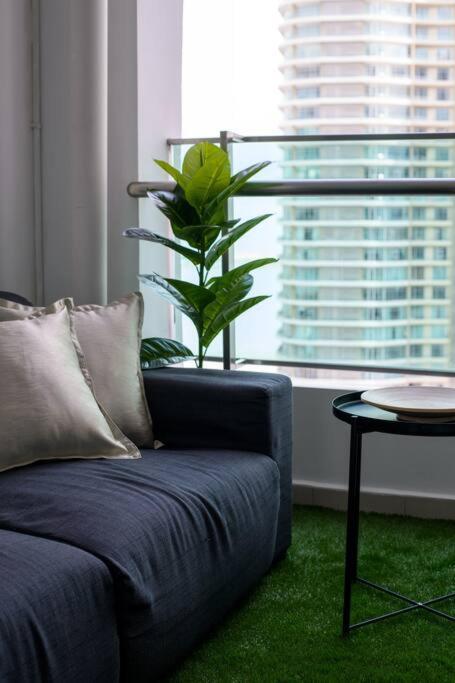 Apartment 2r1b/seaview Tropical /1~8pax/gurney Mansion One George Town